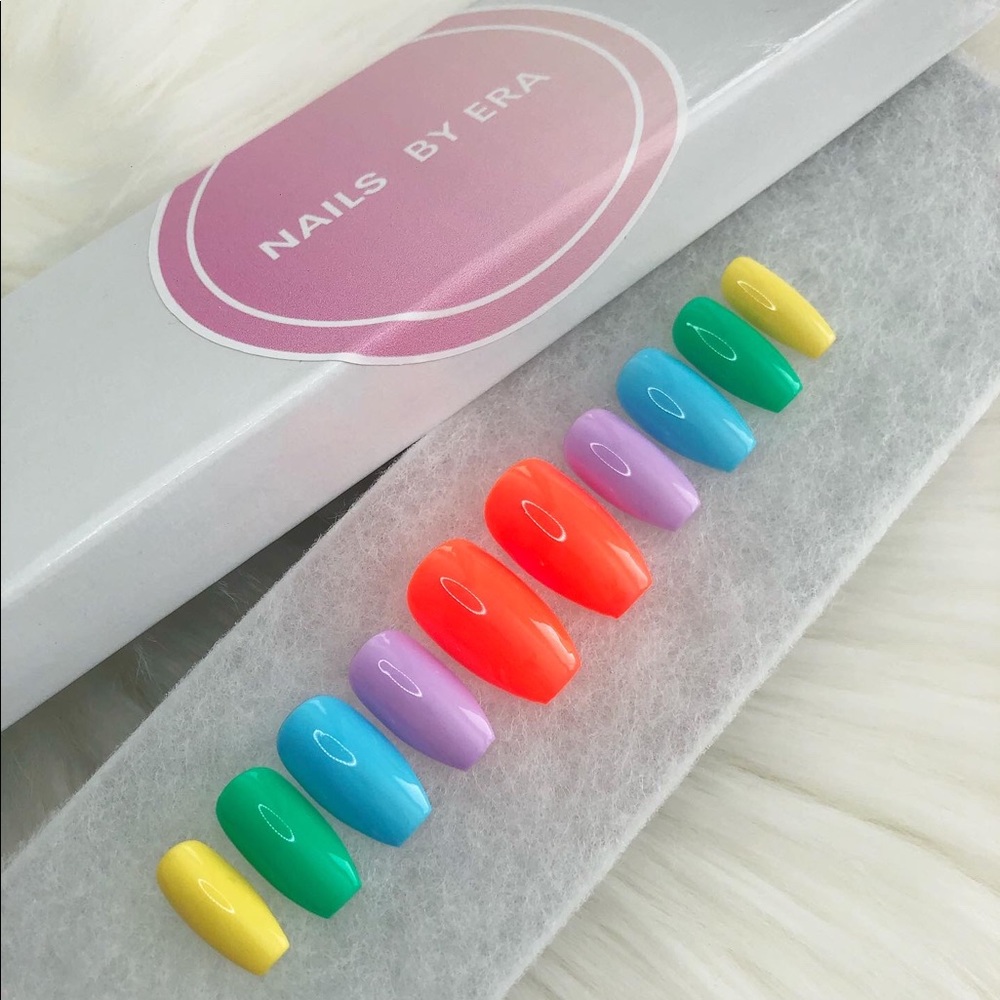 - Press on Nails | Fake Nails